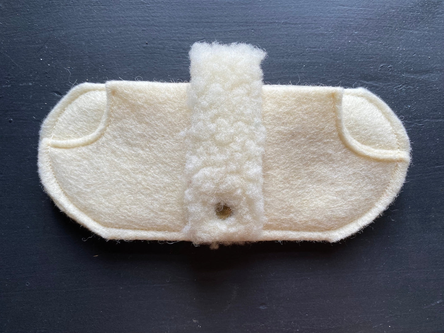 Étui à lunettes blanc écru