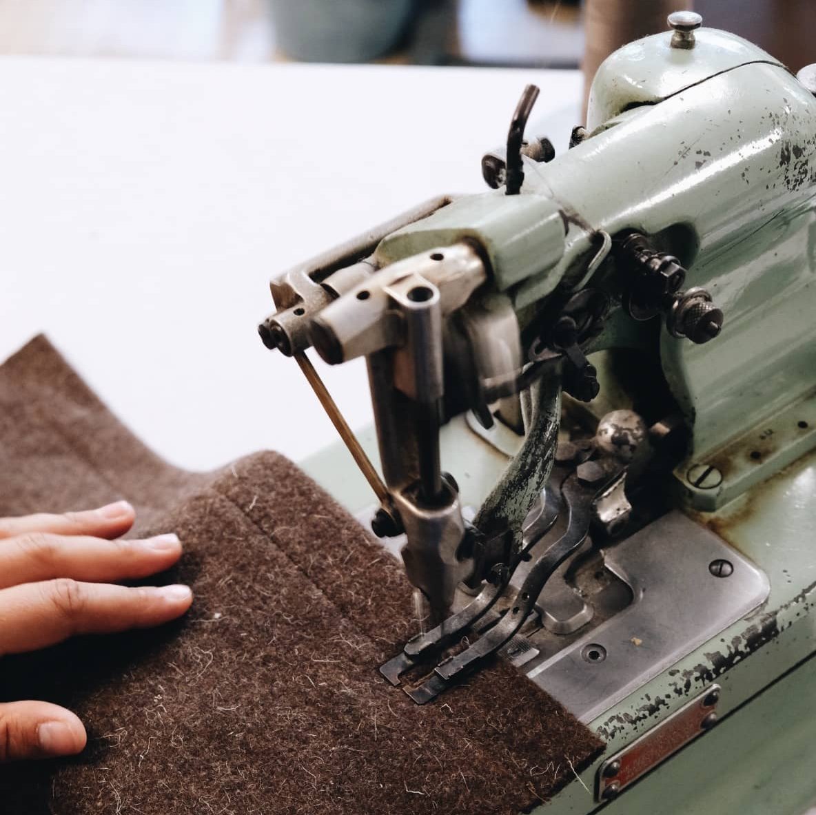 marelha, atelier de confection textile, production à façon de petite et moyenne série, matières naturelles, atelier, france