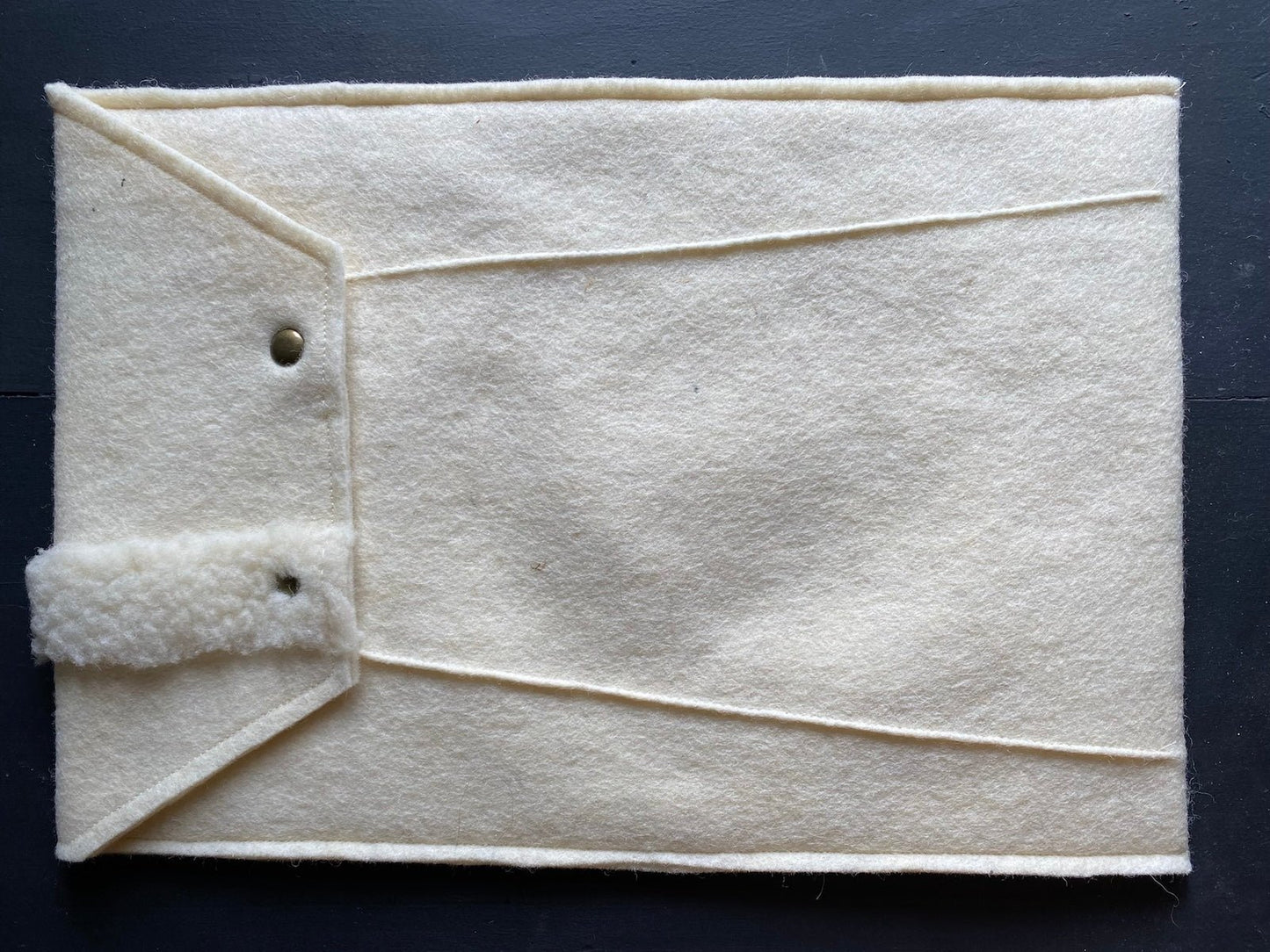 Pochette d'ordinateur blanc écru