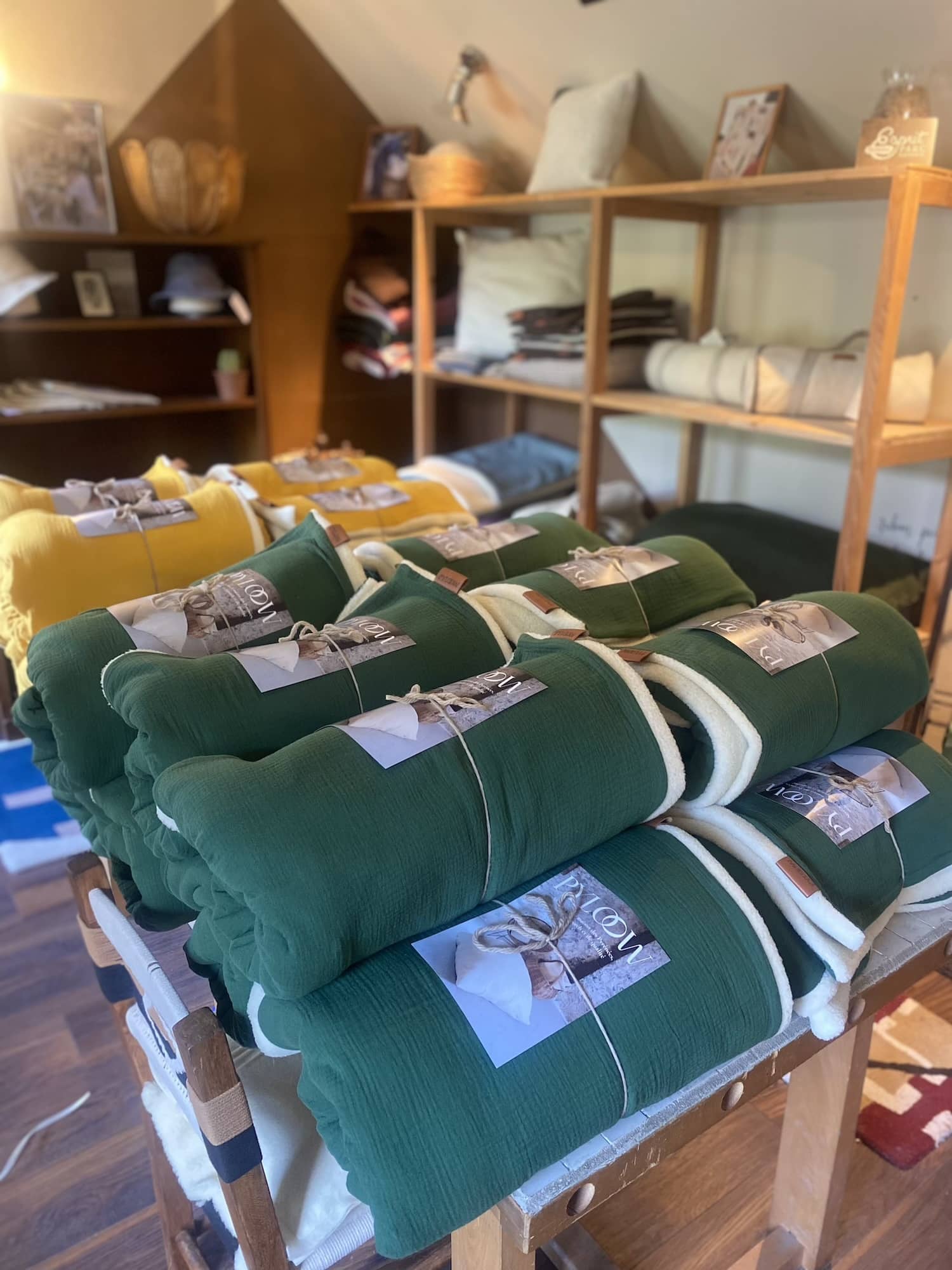 nexity, produits personnalisés écoresponsables, plaids en laine, pyrénées, atelier, marelha